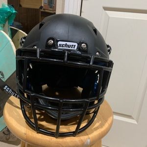 Schutt vengeance pro size large